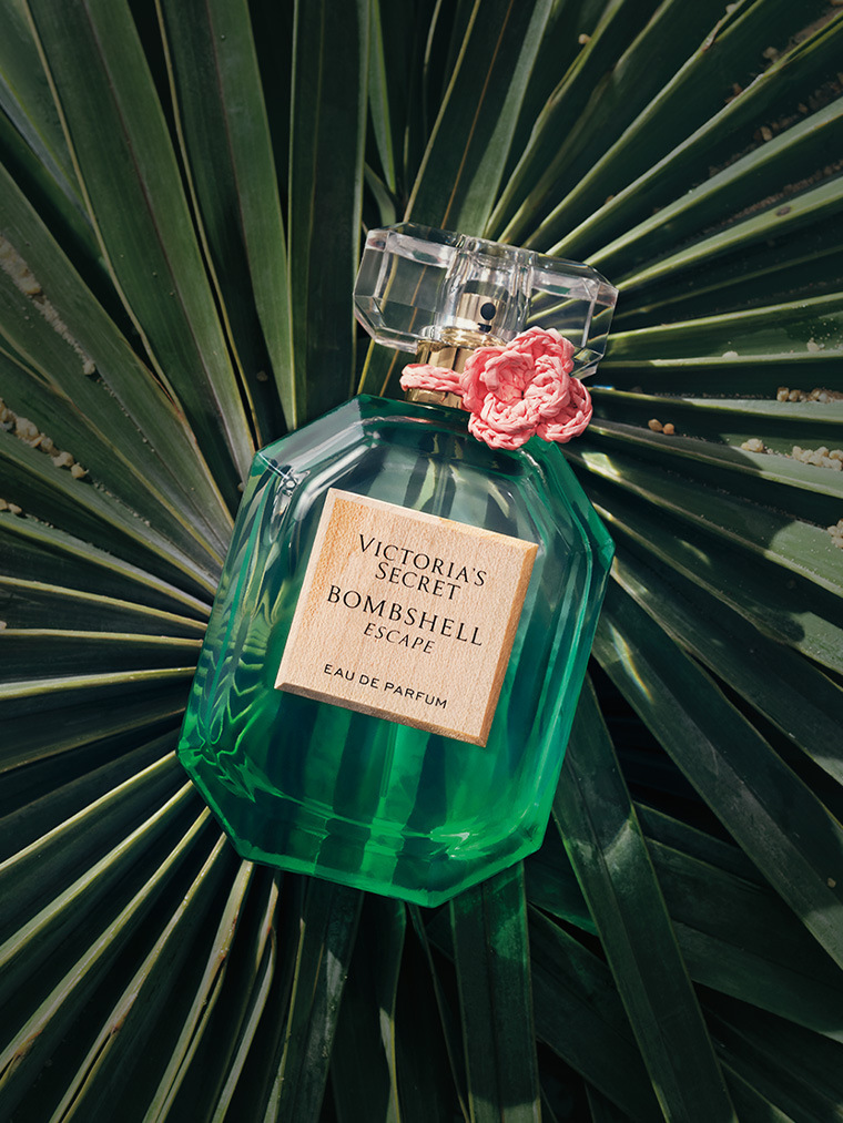 Victoria's Secret Bombshell 50ml 香水 楽天市場】ヴィクトリアズシークレット ボムシェル Bombshell